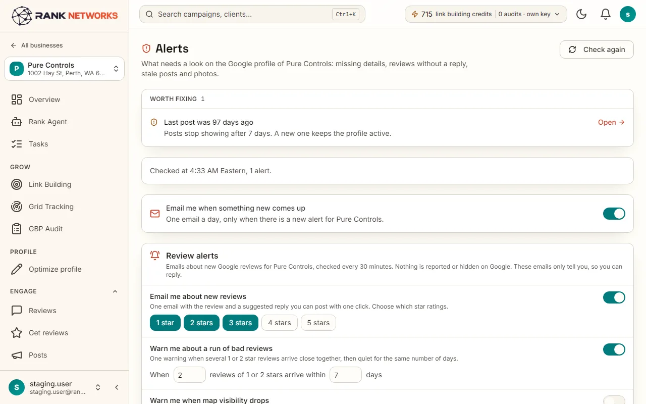 The Alerts page: star ratings ticked for alerts, the bad-run rule, the daily summary hour and the recipients.